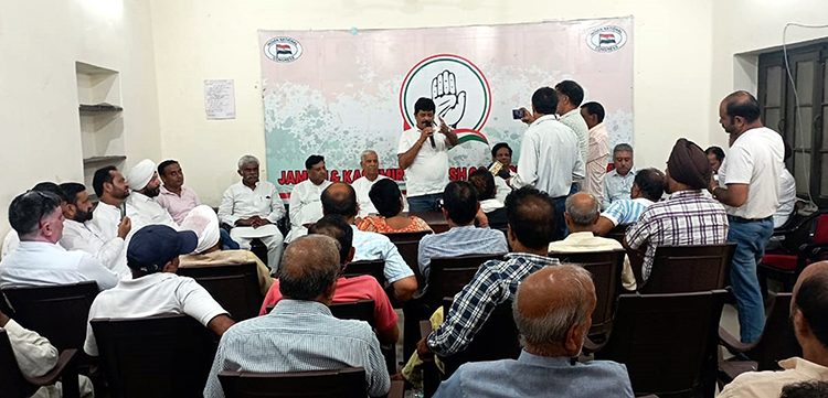 Cong activists observing ‘Quit India Day’ function at party office in Jammu.