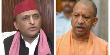 Akhilesh Yadav's remarks were in response to Yogi Adityanath’s statement that the SP’s red cap is "laal" (red) and "karnaame kaale hain" (deeds are black). (Photo: India Today/PTI)