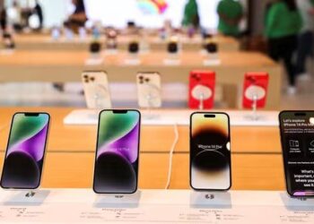 Apple iPhones are seen inside India's first Apple retail store during a media preview, a day ahead of its launch in Mumbai, India(Francis Mascarenhas/Reuters)