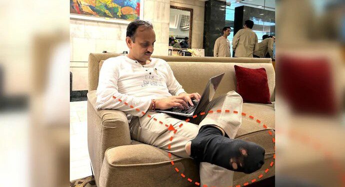 A photo of an IIT professor wearing torn socks went viral. (Photos: Chetan Singh Solanki/LinkedIn)