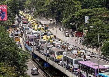 Bengaluru scores worryingly high in the "extreme congestion" category.