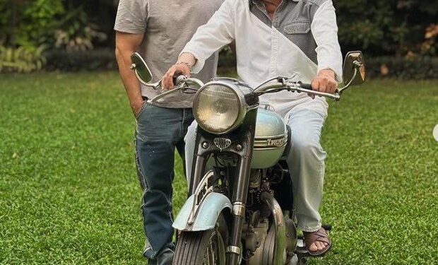 Salman Khan posed with father Salim Khan.