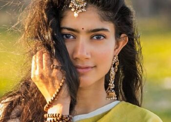 Sai Pallavi slams reports claiming she turned vegetarian for Ramayana.