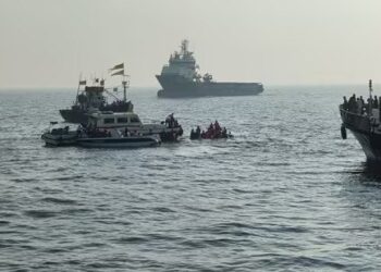 Rescue operations underway to evacuate passengers after a ferry boat they were travelling in capsized off Elephanta Islands near Mumbai.