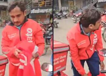 A Zomato delivery driver was made to remove his Santa Claus costume in Indore