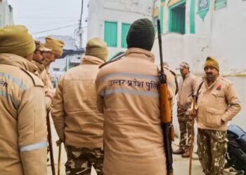 In the Baghpat region of Uttar Pradesh, an accused drug user fatally stabbed a seven-year-old kid with scissors.