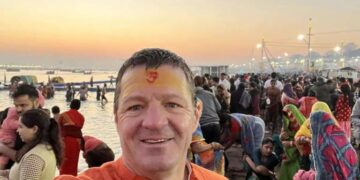 Maha Kumbh 2025: Indigo CEO Pieter Elbers finds 'peace in chaos' as he takes holy dip at 5:00 am