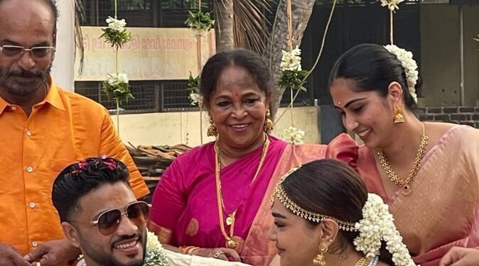 Raftaar ties the knot with Manraj Jawanda.